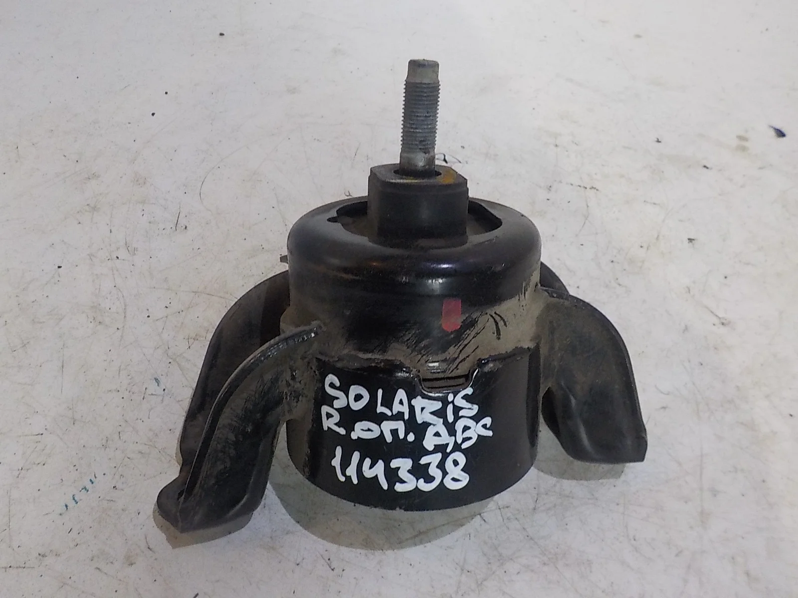 Опора двигателя Hyundai Solaris I (2010—2014)  Право