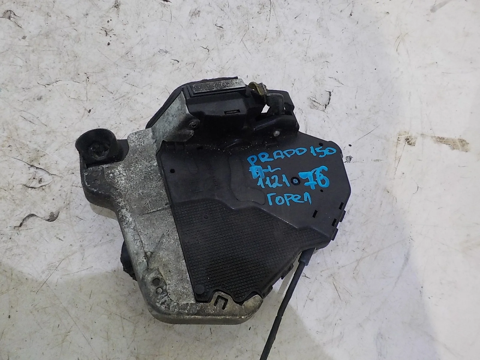 Замок двери Toyota RAV4 V (2018—2025) Перед Лево