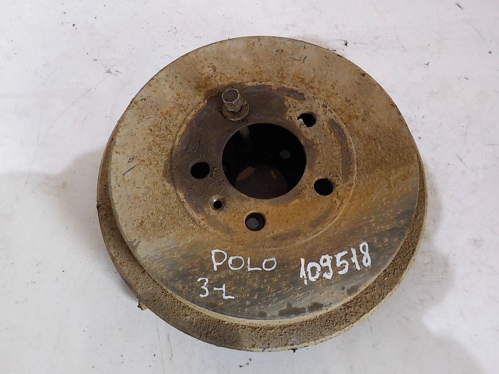 тормозной барабан Volkswagen Polo V (2009—2015) Зад Лево