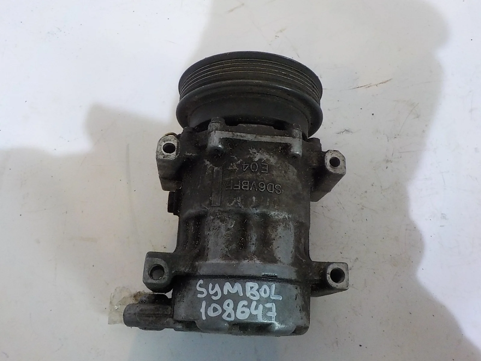 Компрессор кондиционера Renault Symbol I (1999—2002)