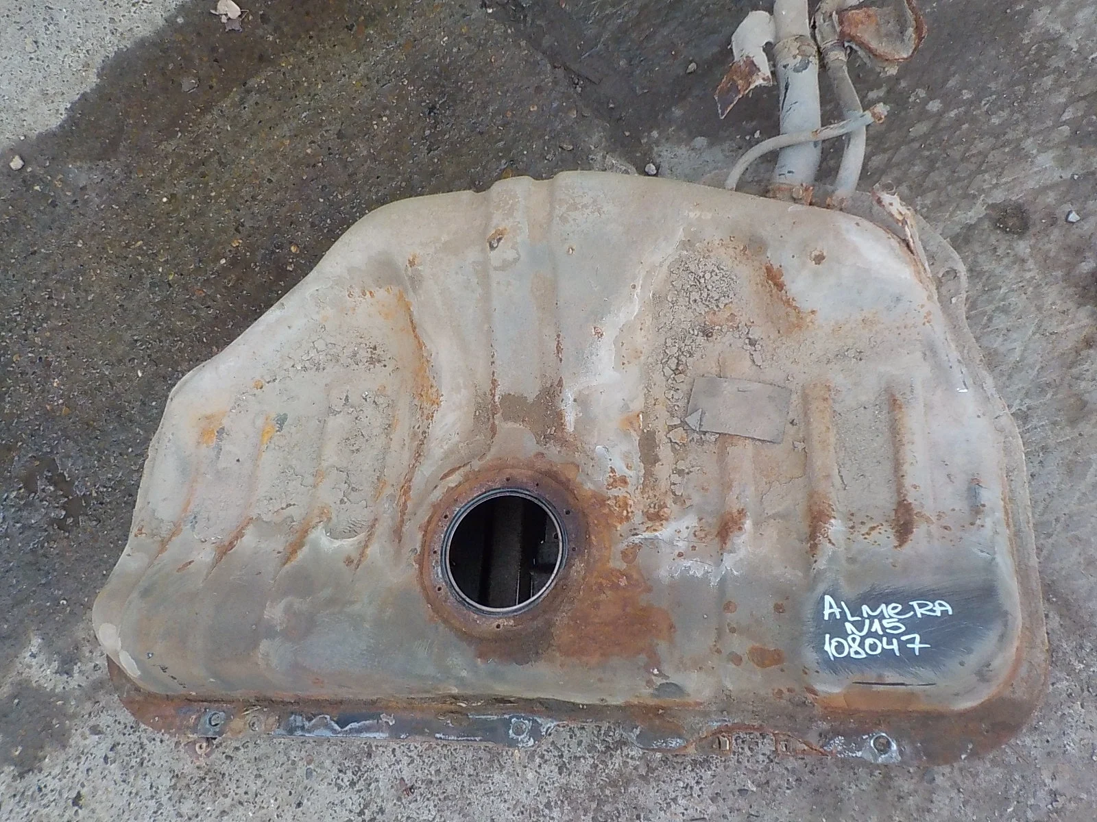 бензобак Nissan Almera N15 (1995—2000)