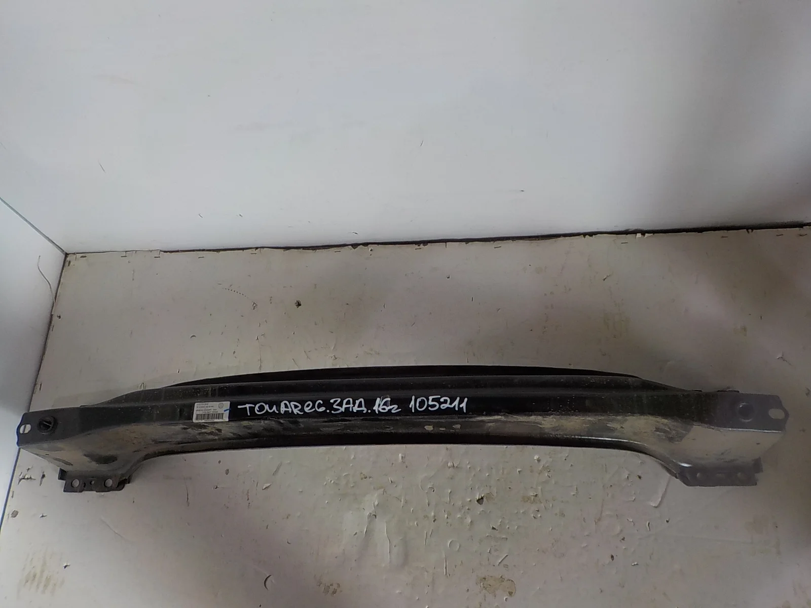 Усилитель бампера Volkswagen Touareg II (2010—2014) Зад