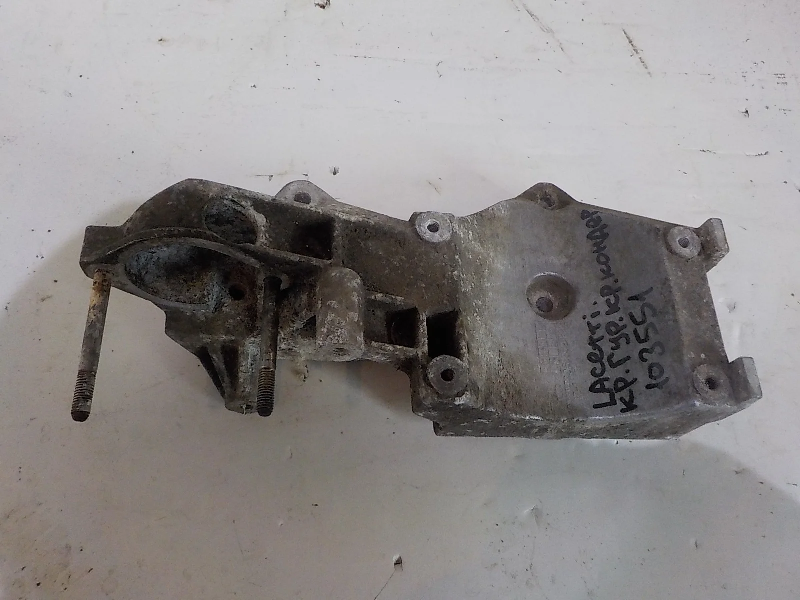 Кронштейн компрессора кондиционера Chevrolet Lacetti I (2004—2013)