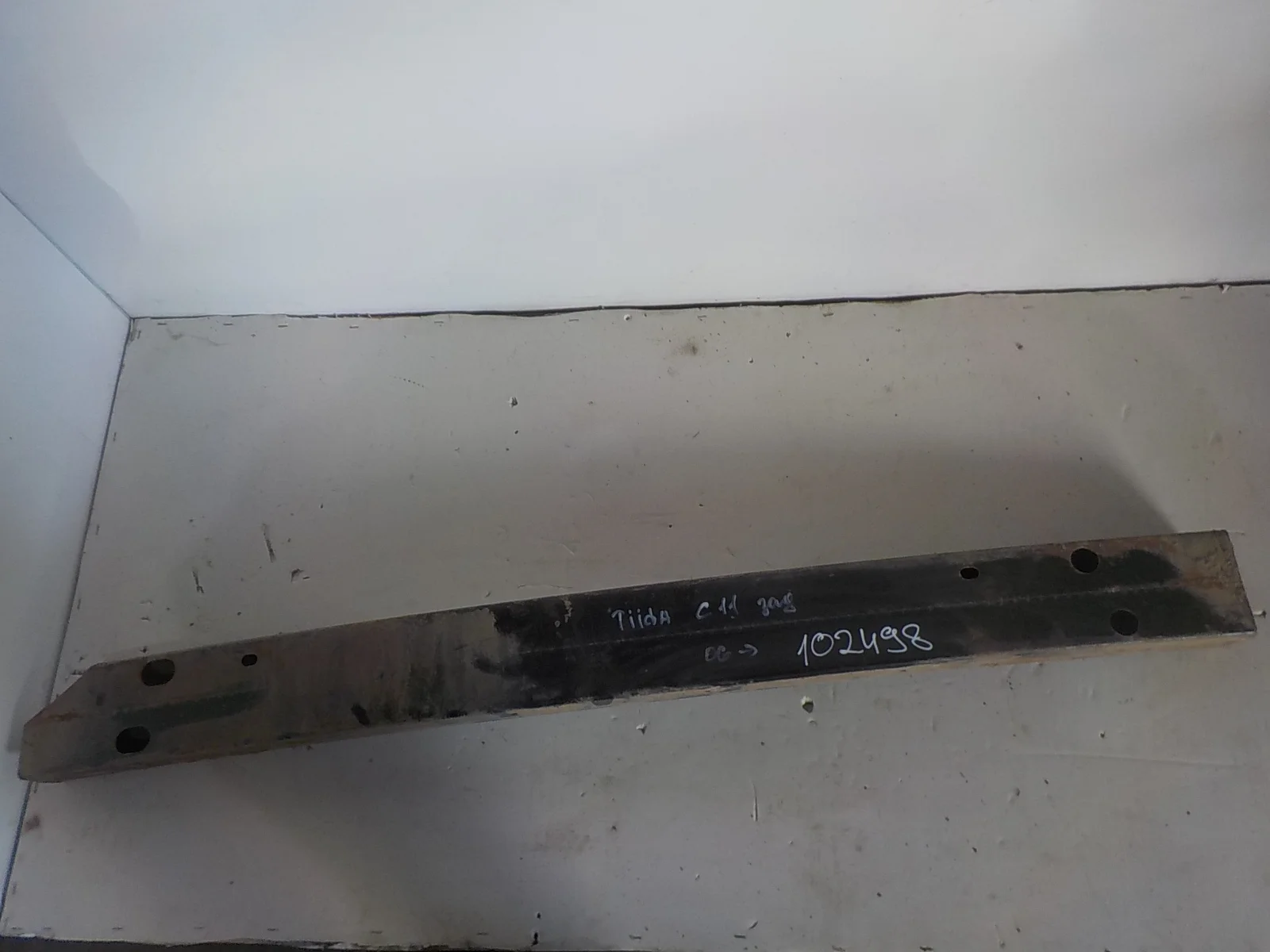 Усилитель бампера Nissan Tiida C11 рестайлинг (2010—2013) Зад