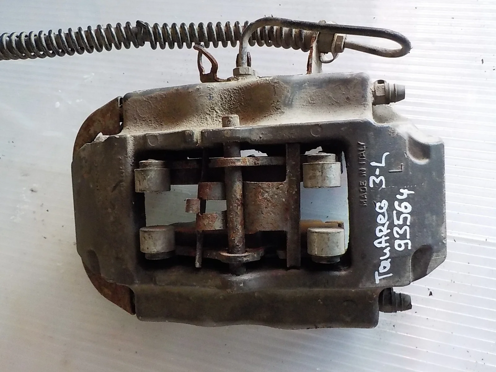 суппорт Volkswagen Touareg I рестайлинг (2006—2010) Зад Лево