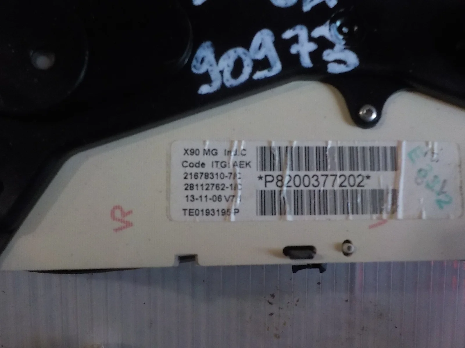 Панель приборов Renault Logan I (2004—2009)