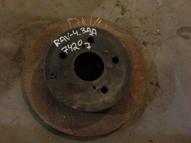 тормозной диск Toyota RAV4 III (2005—2010) Зад