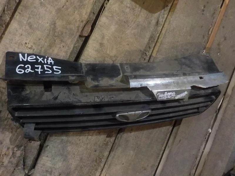 Решетка радиатора Daewoo Nexia I (1995—2008)