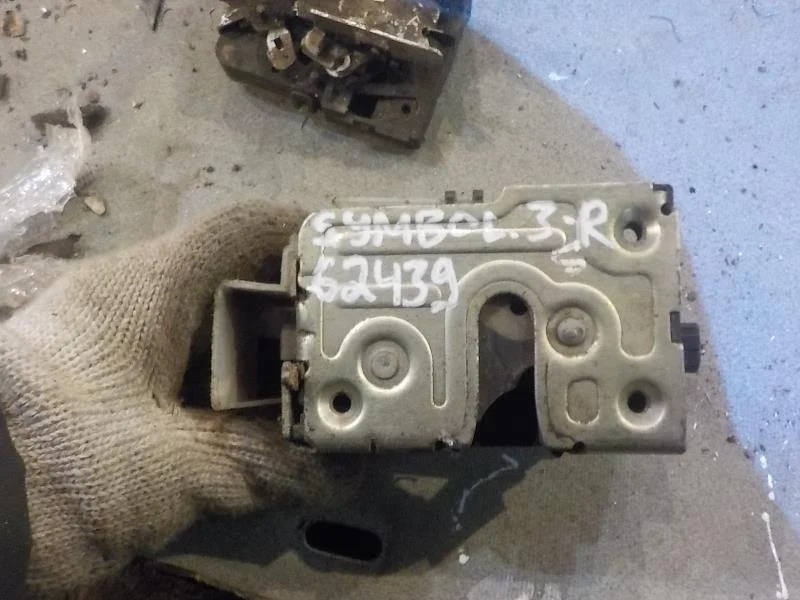 Замок двери Renault Symbol ll (2008—2012) Зад Право