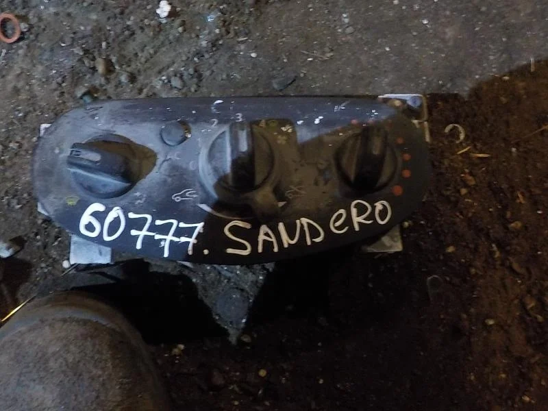 регулятор печки Renault Logan I рестайлинг (2009—2015)