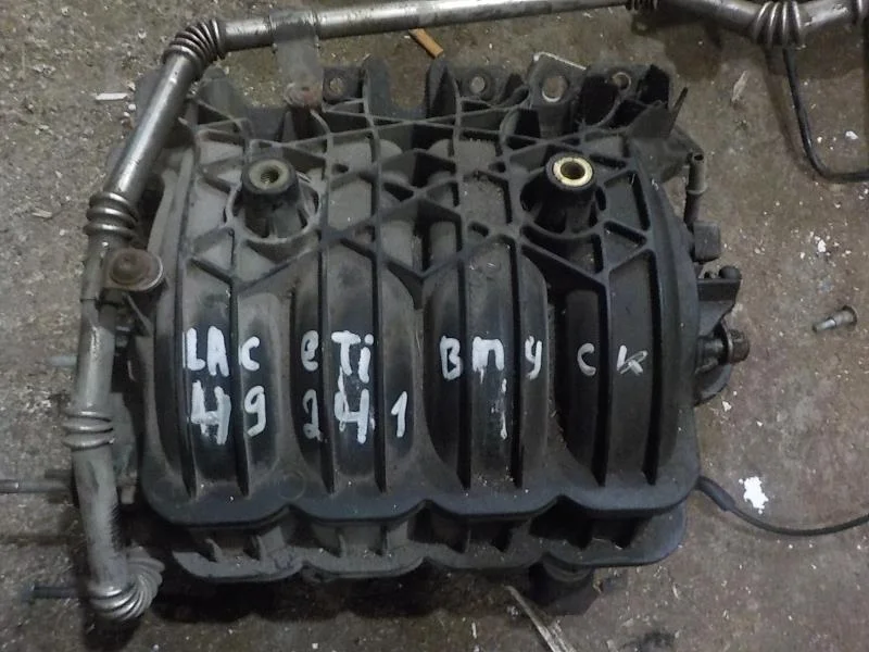 Коллектор впускной Chevrolet Cruze I (2009—2012)