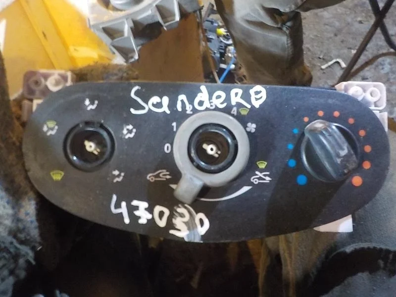 регулятор печки Renault Logan I рестайлинг (2009—2015)