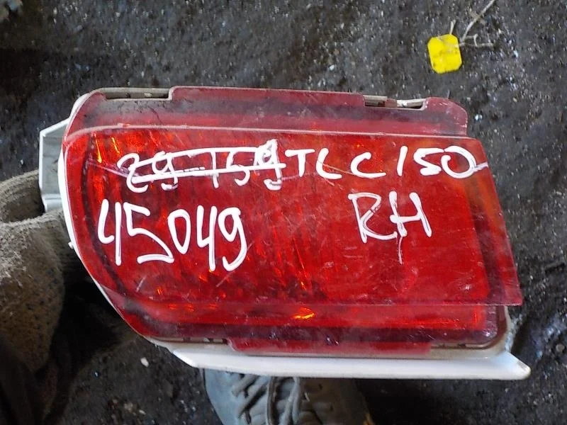 туманка Toyota Land Cruiser Prado 150 (2009—2013) Зад Право