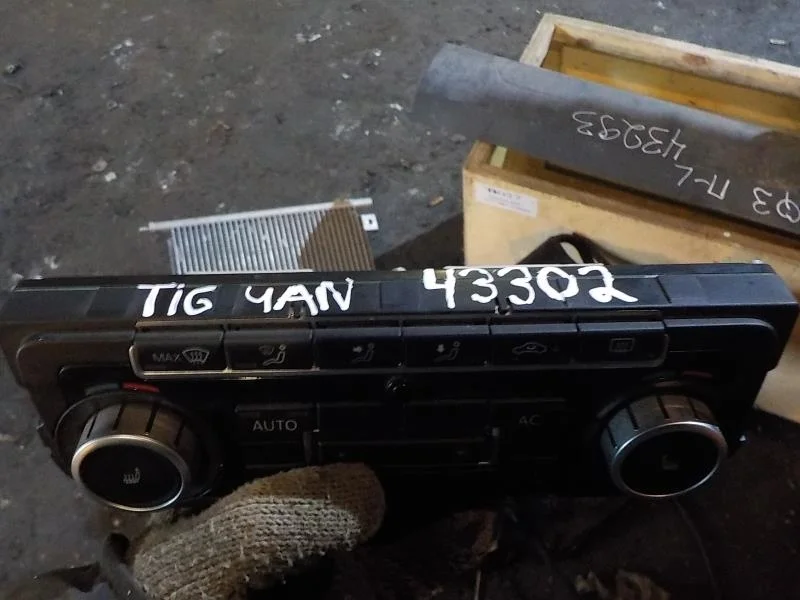 регулятор печки Volkswagen Golf Plus II (2009—2014)