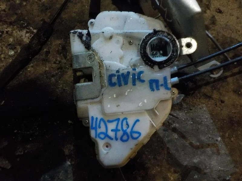 Замок двери Honda Civic VIII (2005—2009) Перед Лево