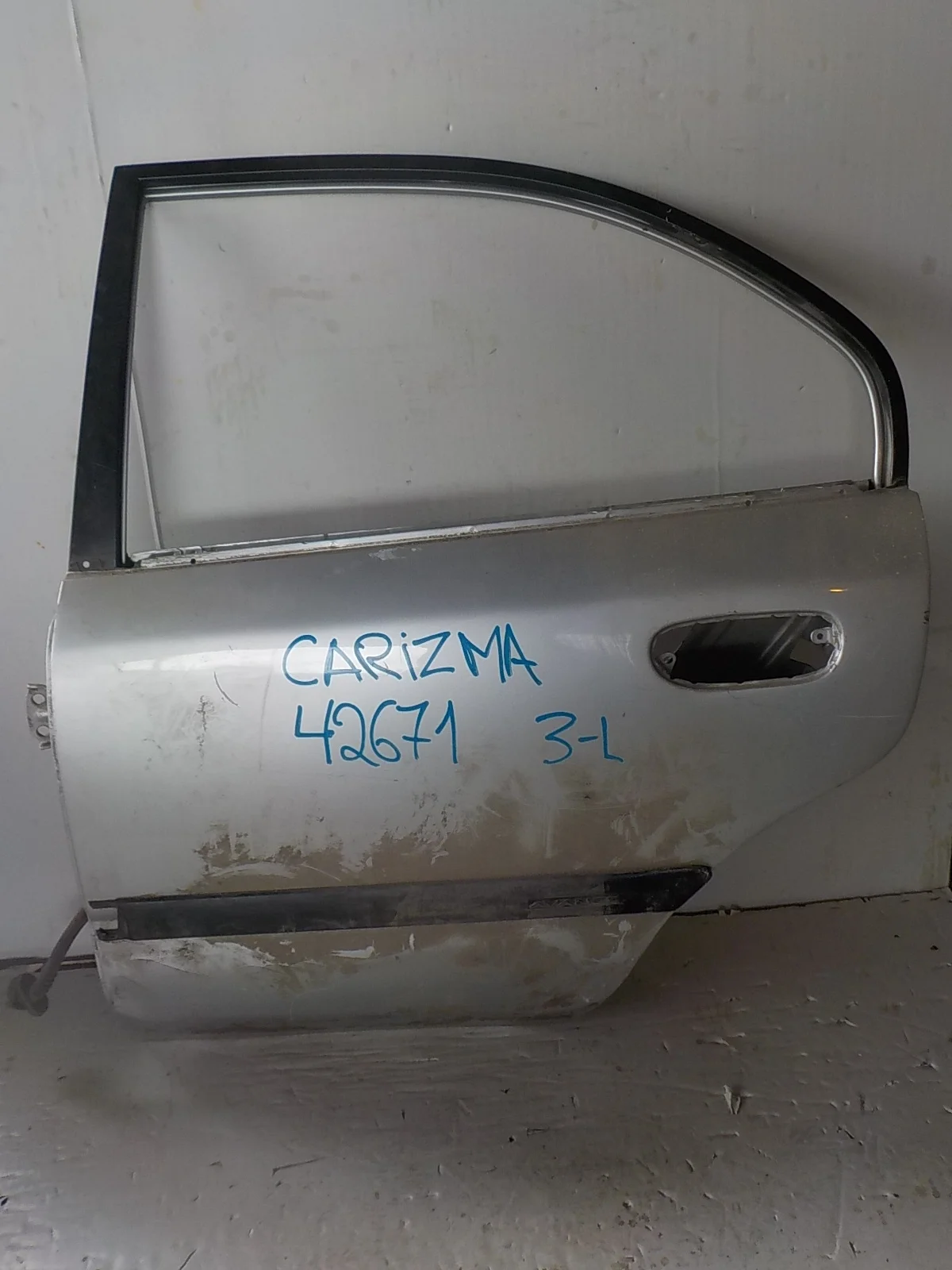 Дверь Mitsubishi Carisma I (1995—1999) Зад Лево