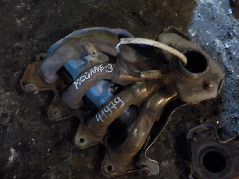 Коллектор выпускной Renault Logan I рестайлинг (2009—2015)