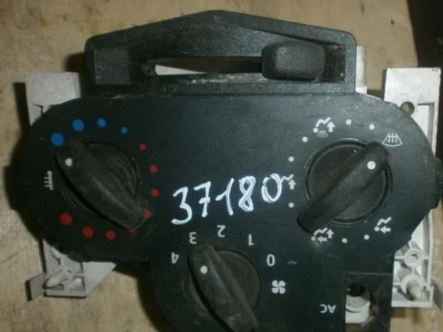 регулятор печки Renault Logan I рестайлинг (2009—2015)