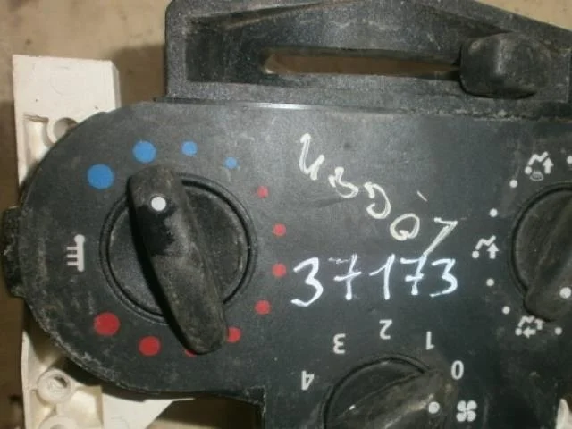 регулятор печки Renault Logan I рестайлинг (2009—2015)