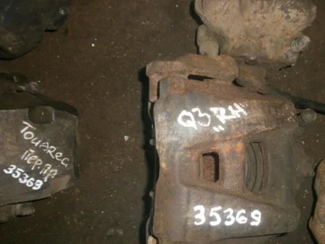 суппорт Volkswagen Tiguan I рестайлинг (2011—2019) Перед Право