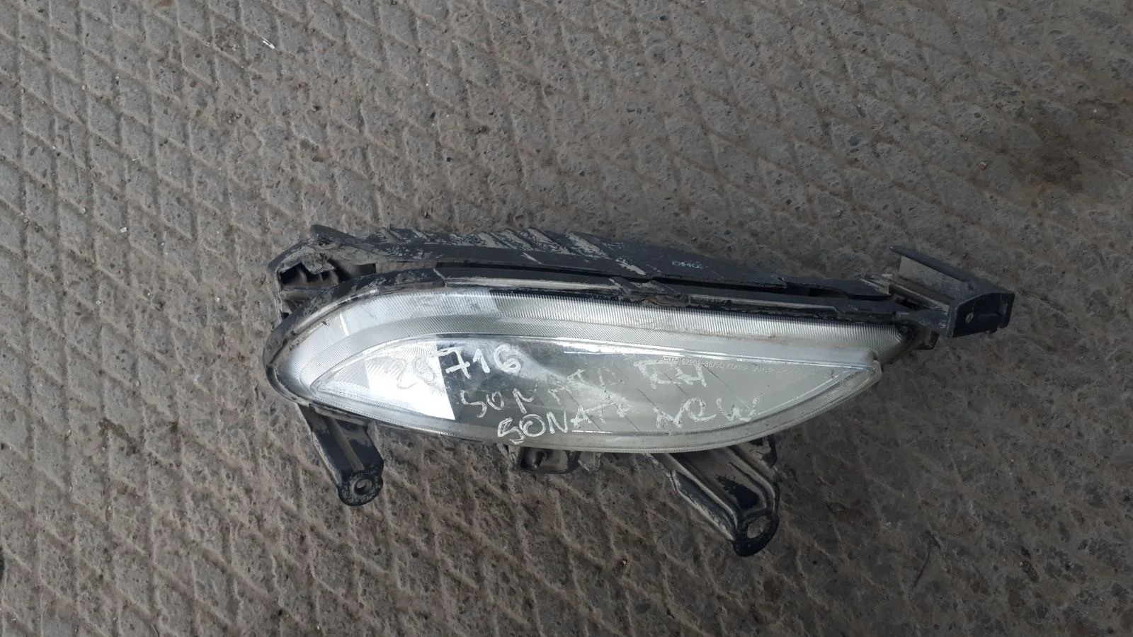 туманка Hyundai Sonata VI (2009—2014) Перед Право