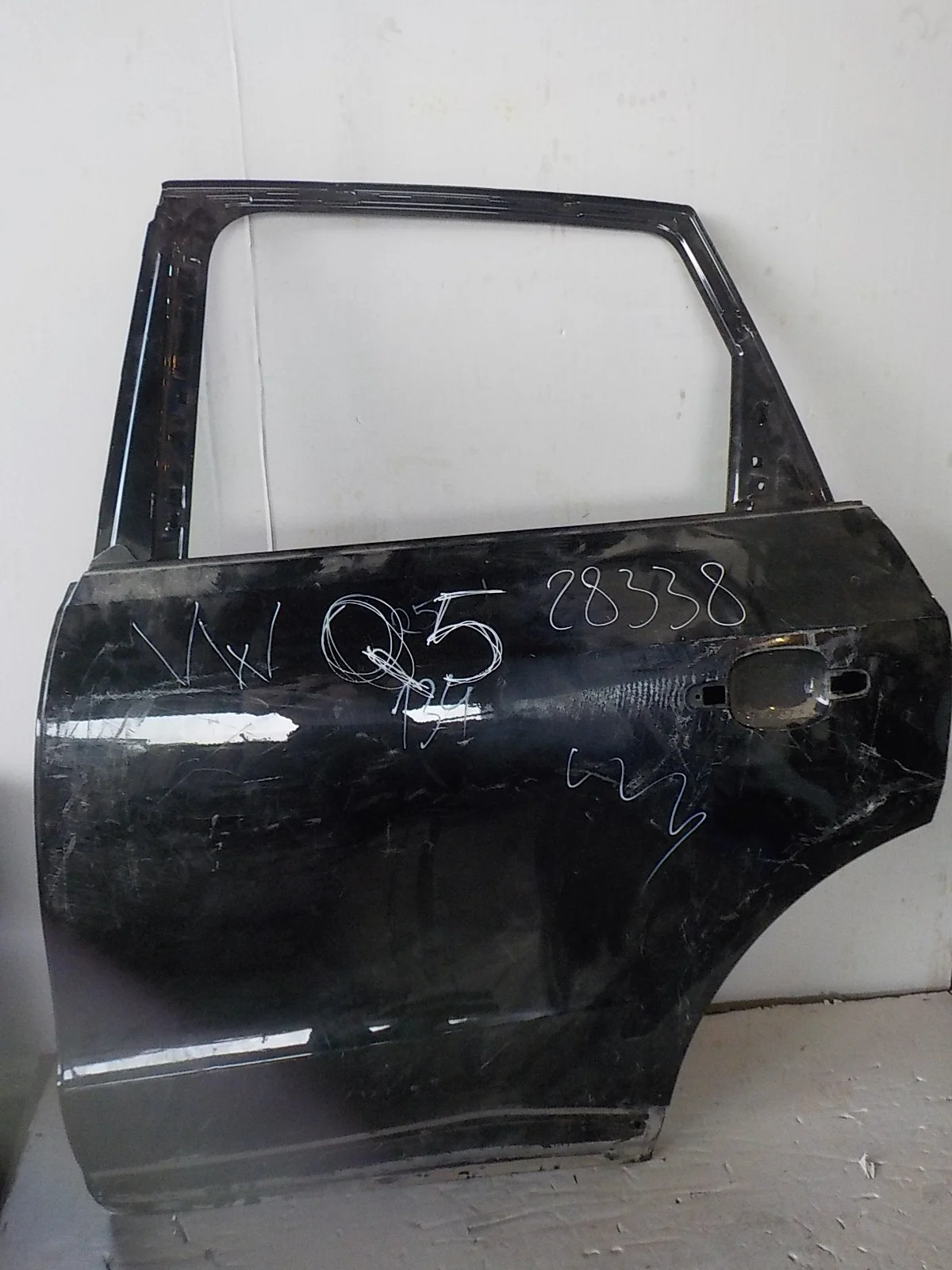 Дверь Audi Q5 I (2008—2012) Зад Лево