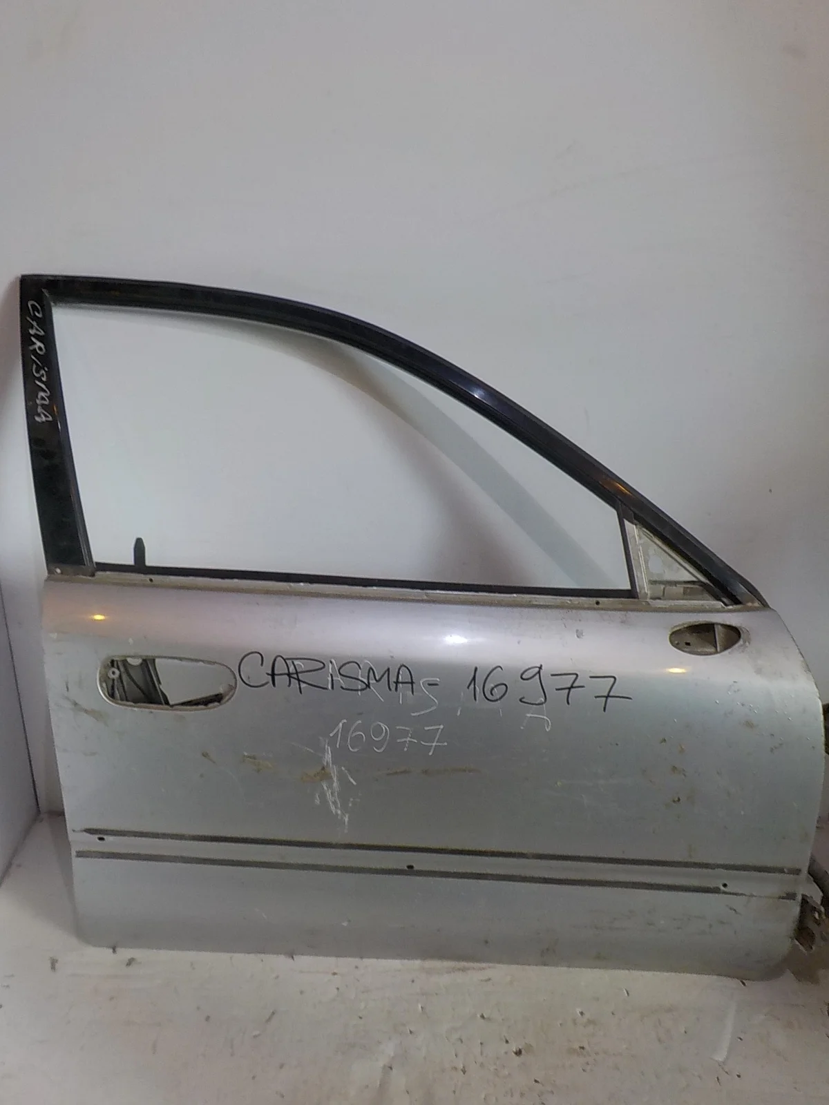 Дверь Mitsubishi Carisma I рестайлинг (1999—2004) Перед Право