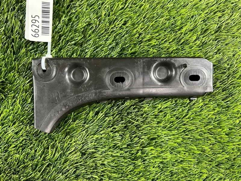 Кронштейн крепления бампера Audi A6 1998 4B0807283B C5 AGA 2.4, передний левый