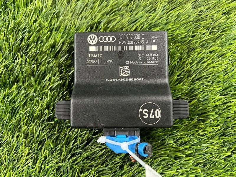 Блок интерфейс Volkswagen Passat 2006 3C0907530C B6 VARIANT BWA 2.0T