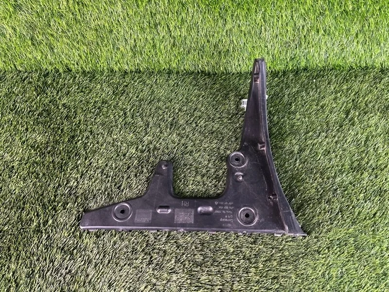 Направляющая заднего бампера Audi A6 2010 4F9807454 C6 CAJ 3.0, задняя правая