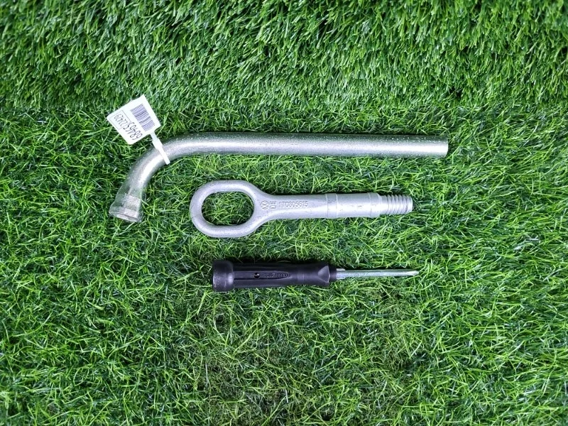 Оригинальный набор инструментов VAG Volkswagen Passat 2007 4D0012219A B6 AXZ 3.2