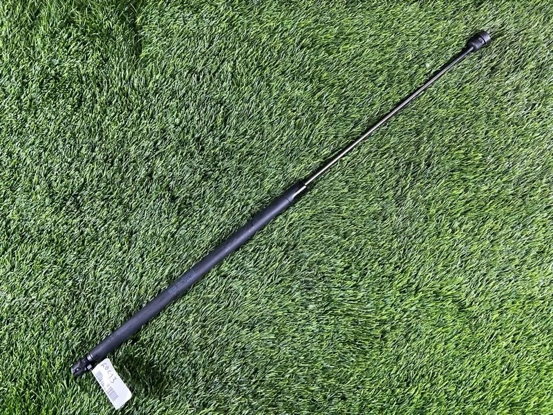 Амортизатор капота Audi A4 2004 8E0823359A B6 AMB 1.8T, передний