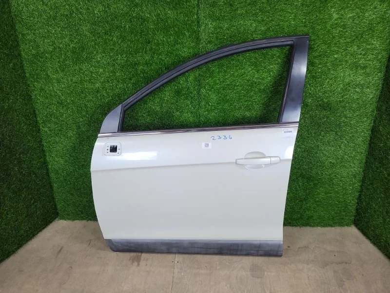 Дверь в сборе Chevrolet Captiva 2012 42352069 C140 LE9, передняя левая