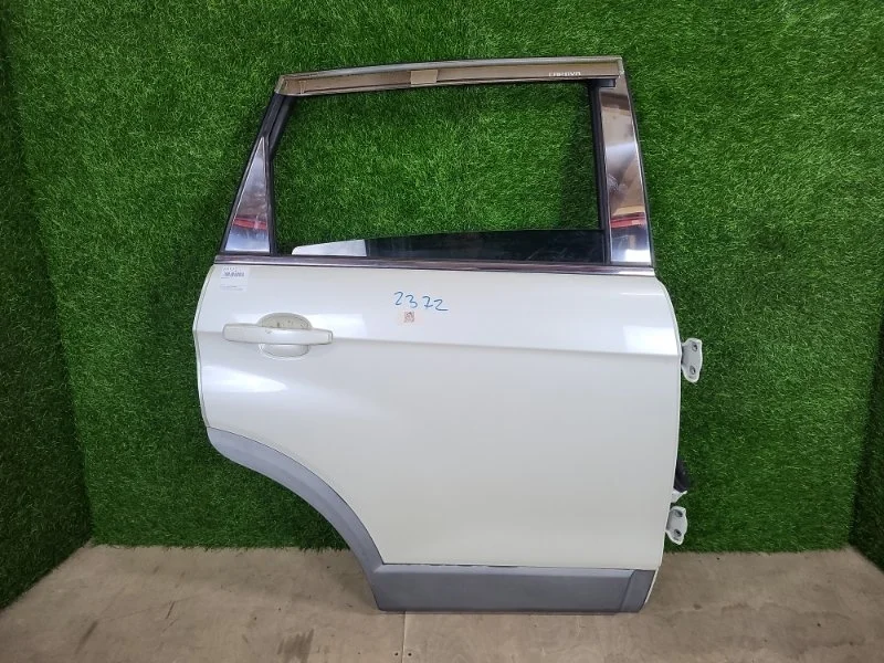Дверь в сборе Chevrolet Captiva 2012 94543753 C140 LE9, задняя правая