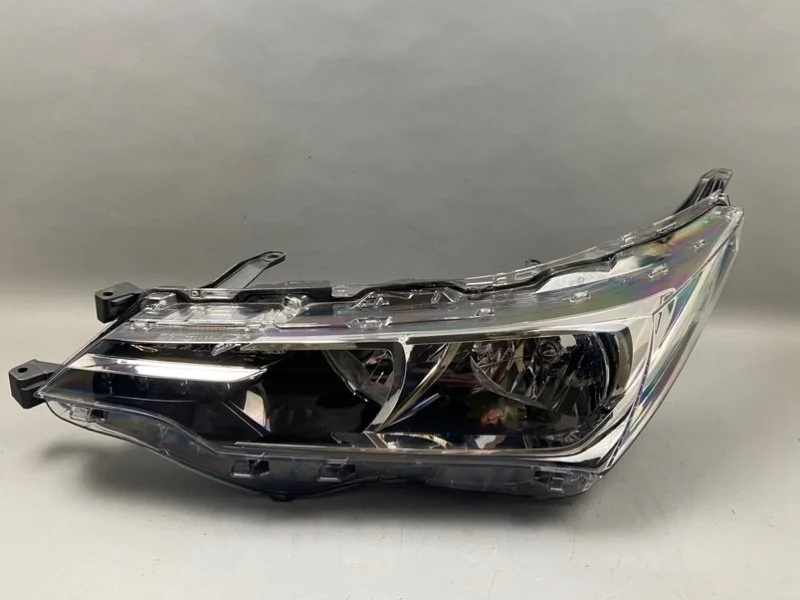 Фара Toyota Corolla 2016-2019 8117002L50 E180, левая