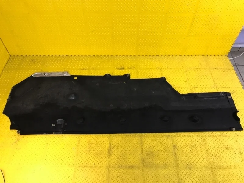 Защита днища PORSCHE Panamera 2014 97050412212 970 CWAA, правая