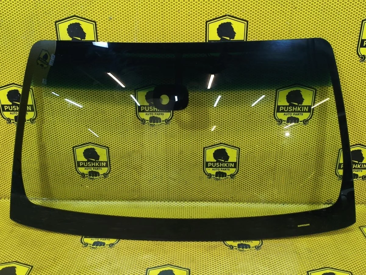 Стекло лобовое Nissan Pathfinder 2011 727005X00A R51 V9X