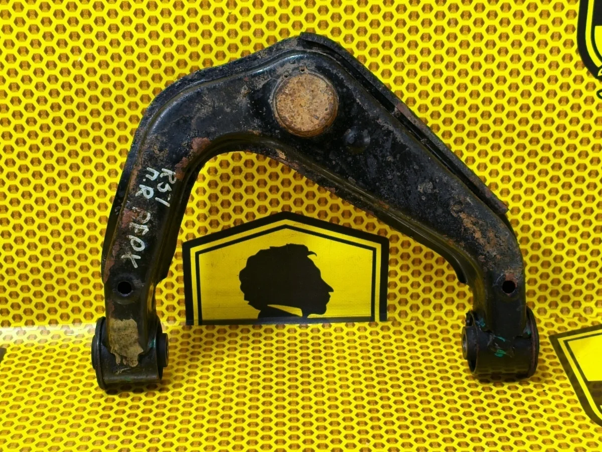 Рычаг верхний Nissan Pathfinder 2011 54524EB30A R51 V9X, передний правый