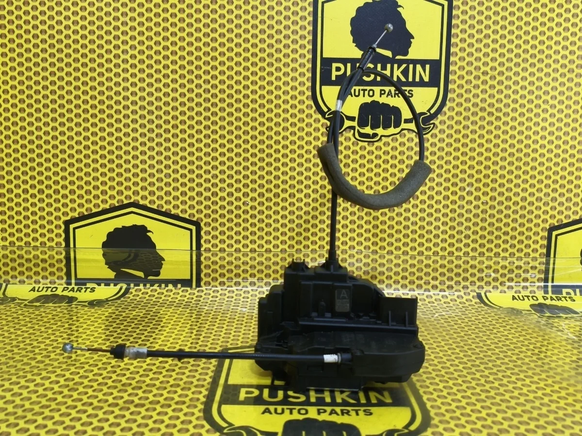 Замок двери Nissan Pathfinder 2011 80500EB30A R51 V9X, передний правый