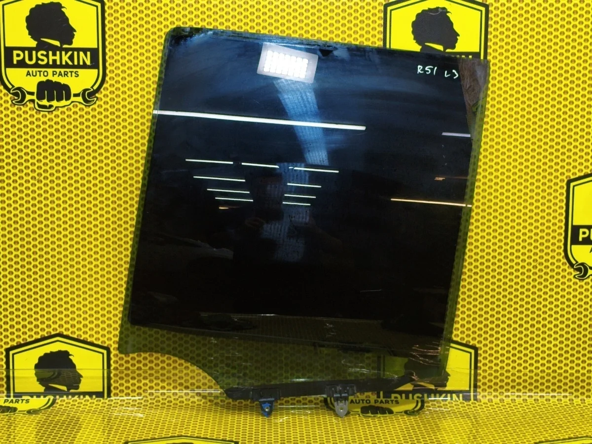 Стекло двери Nissan Pathfinder 2011 823015X00A R51 V9X, заднее левое