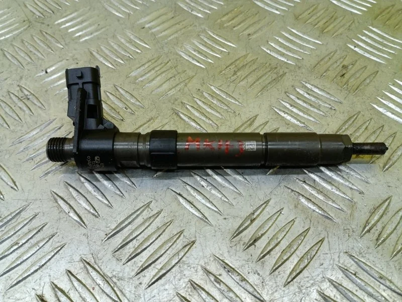 Форсунка топливная Land Rover Range Rover Evoque I (2011-2018) 2011 LR022335 2.2 D 224DT