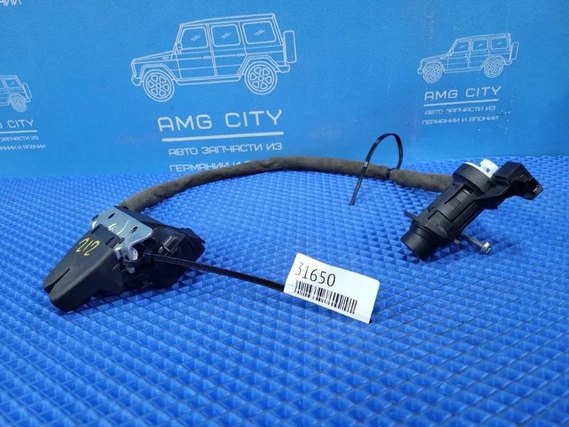 Замок багажника Mercedes-Benz C-Class 2012 A2047500185 W204 М274910