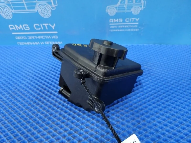 Бачок гидроусилителя руля Mercedes-Benz C-Class 2011 A0004602983 W204 М271860