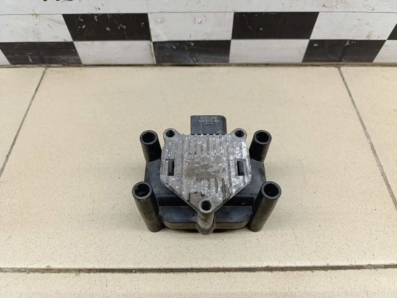 Катушка зажигания A3 (8L1) 1996-2003