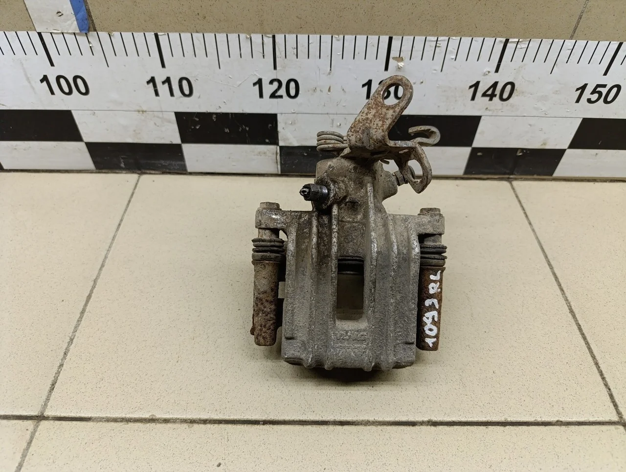 Суппорт задний левый Octavia (A5 1Z-) 2004-2013