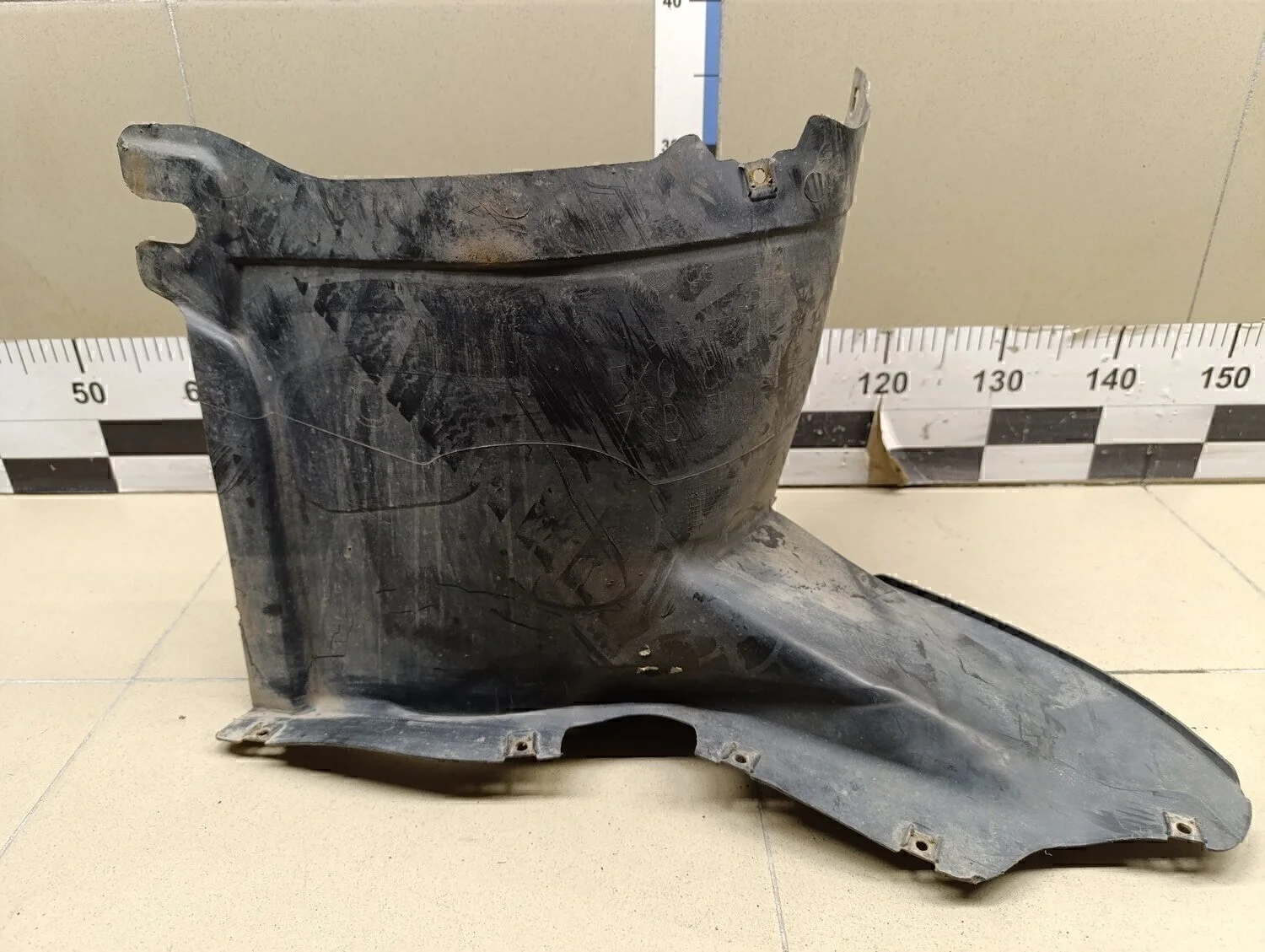 Локер передний левый Golf V Plus 2005-2014