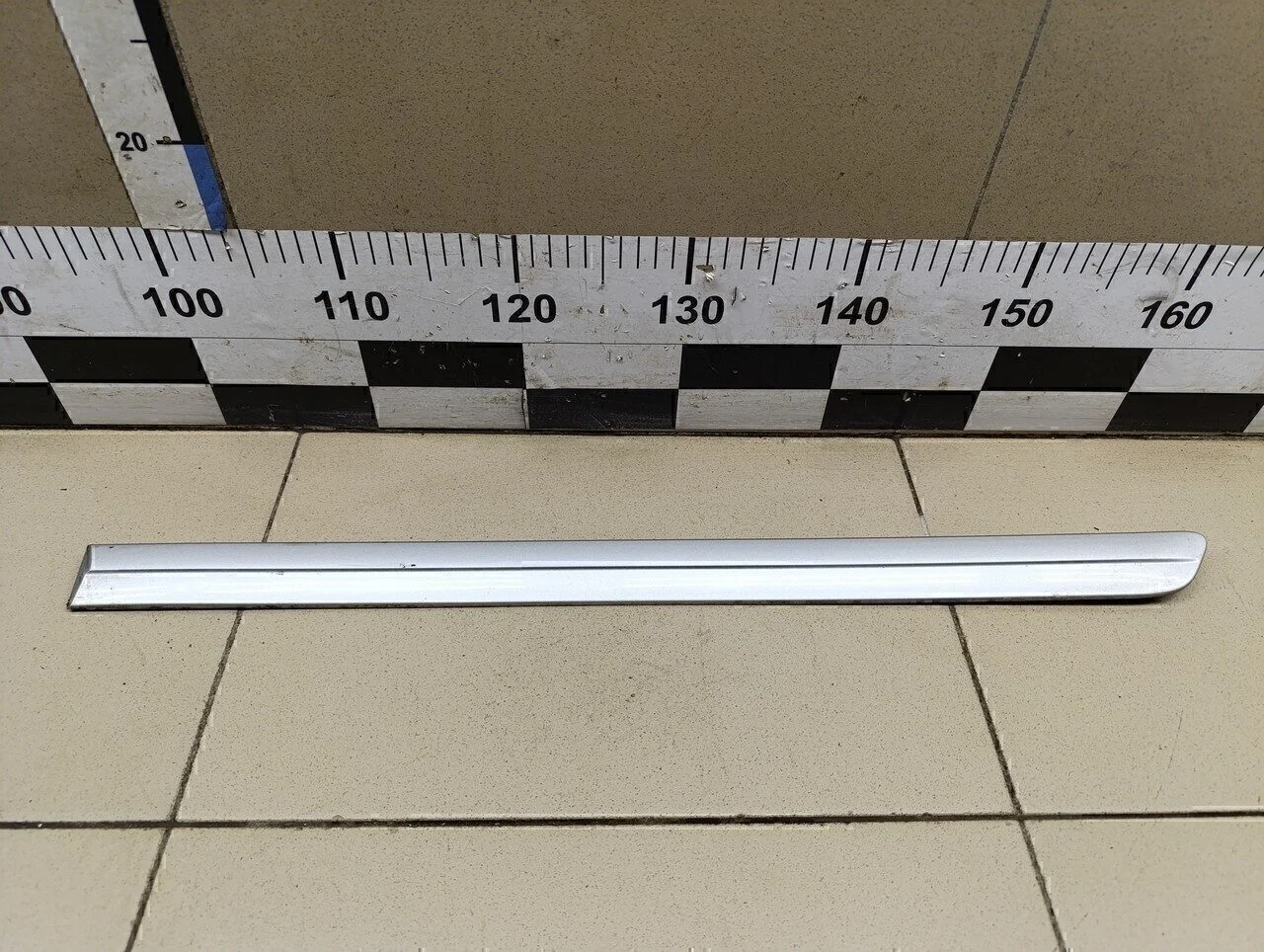 Молдинг задней левой двери Golf V Plus 2005-2014