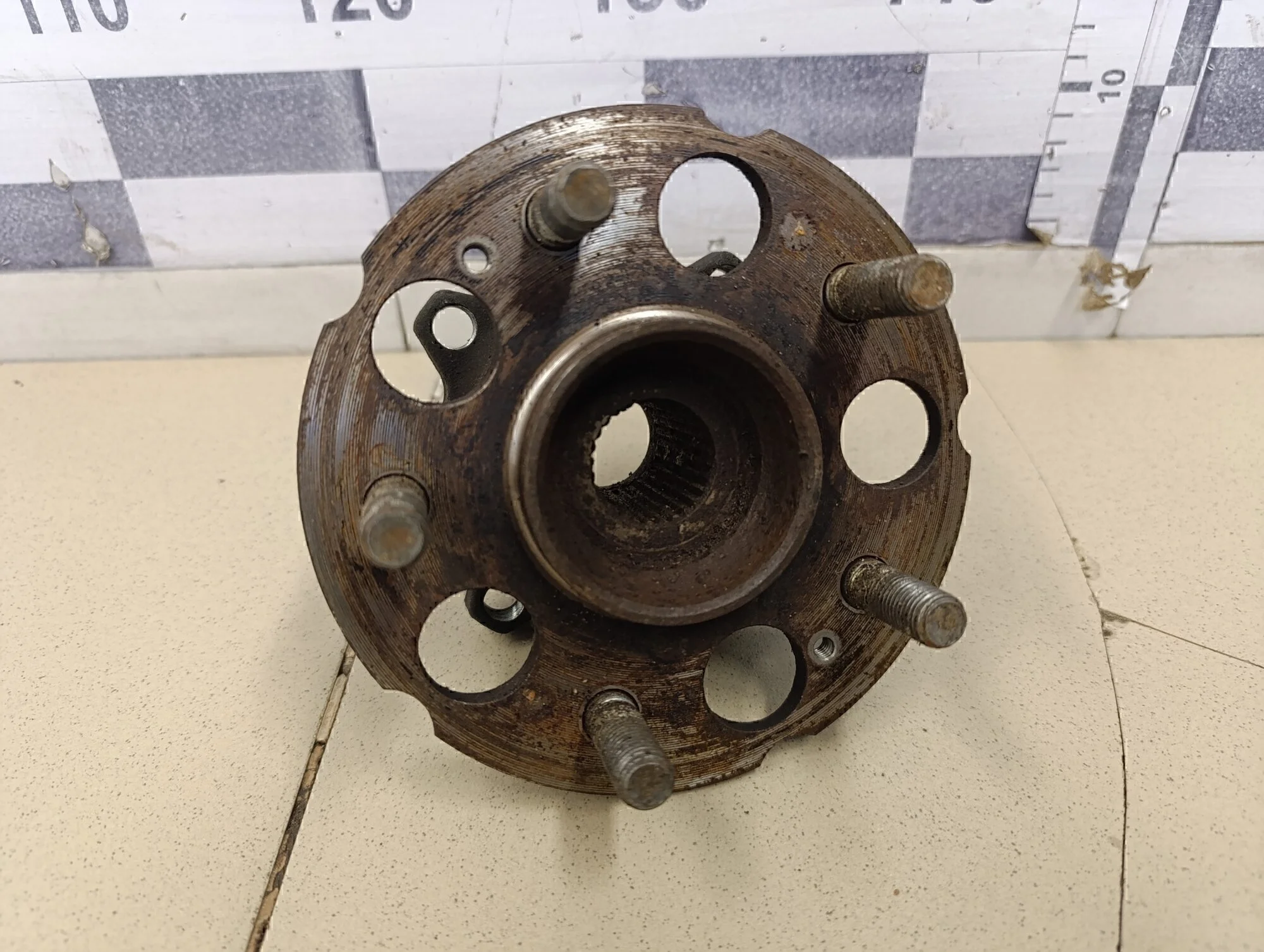 ступица задняя  CR-V 2007-2012