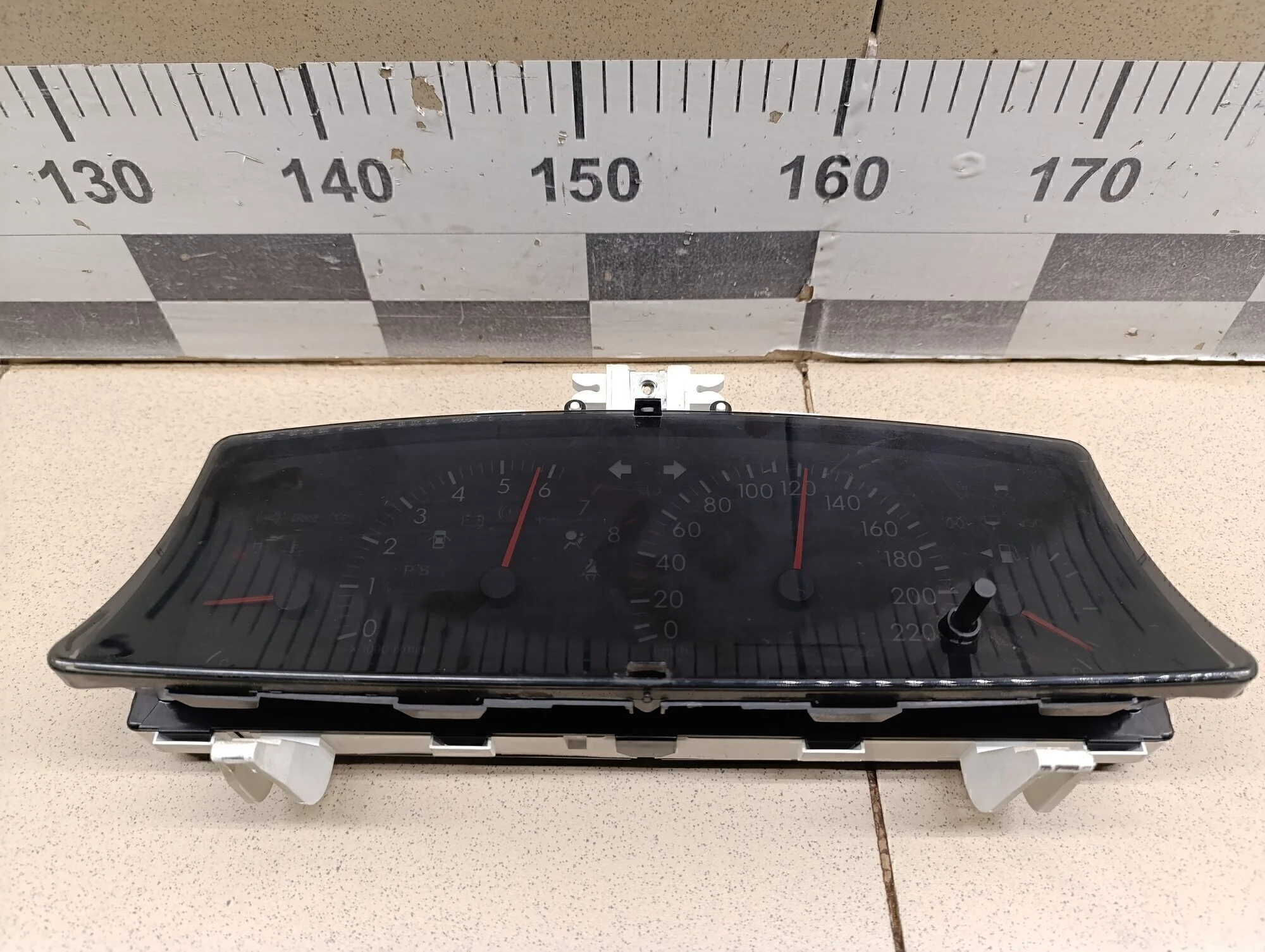 Панель приборов Corolla E12 2001-2006