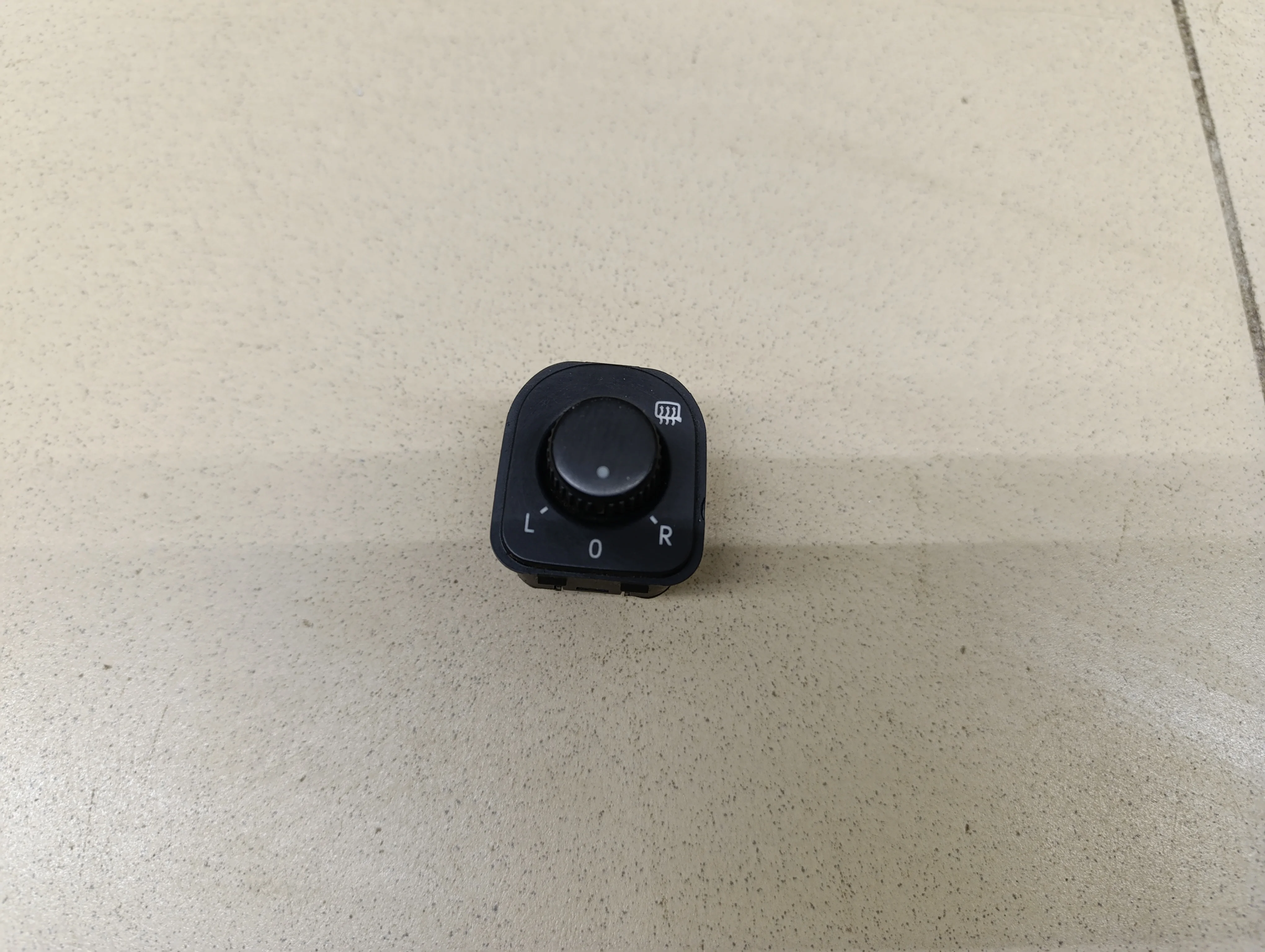 Переключатель регулировки зеркала Passat [B6] 2005-2010